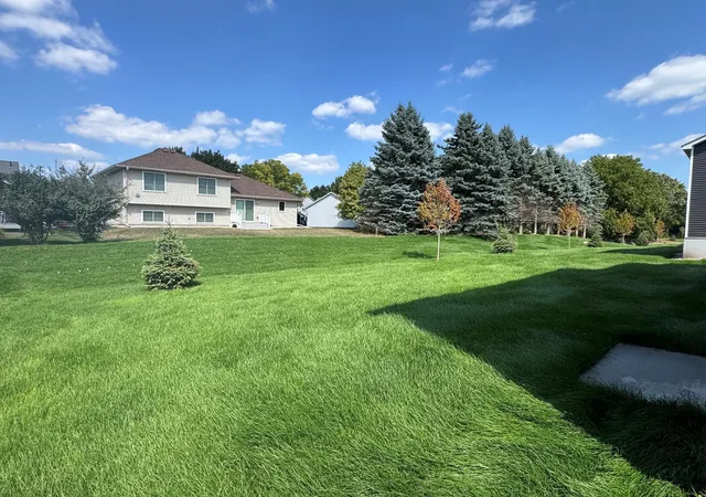 Photo 3 of Single family home for sale at 9840 Upper 89th St S, Cottage Grove, MN 55016 | MLS# 7039362 | Listing updated on 2026-09-21