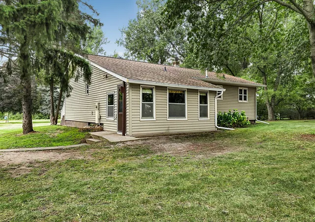 Photo 2 of Sale Pending at 25385 County Road 34, Paynesville, MN 56362 | MLS# 7050735 | Listing updated on 2026-09-25
