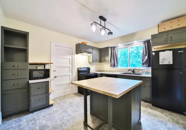 Photo 3 of Single family home for sale at 815 Rosewood St, Brainerd, MN 56401 | MLS# 7054299 | Listing updated on 2026-09-16