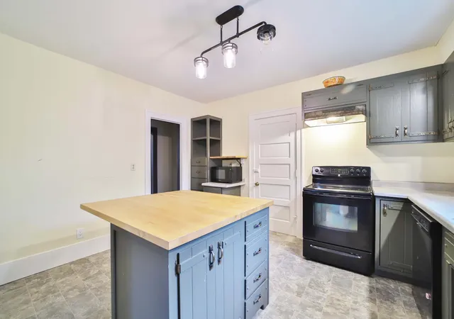Photo 4 of Single family home for sale at 815 Rosewood St, Brainerd, MN 56401 | MLS# 7054299 | Listing updated on 2026-09-16