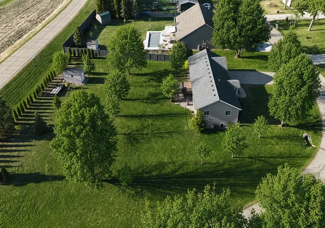 Photo 3 of Single family home for sale at 4806 22nd Street Ne, Willmar, MN 56201 | MLS# 7054484 | Listing updated on 2026-09-17