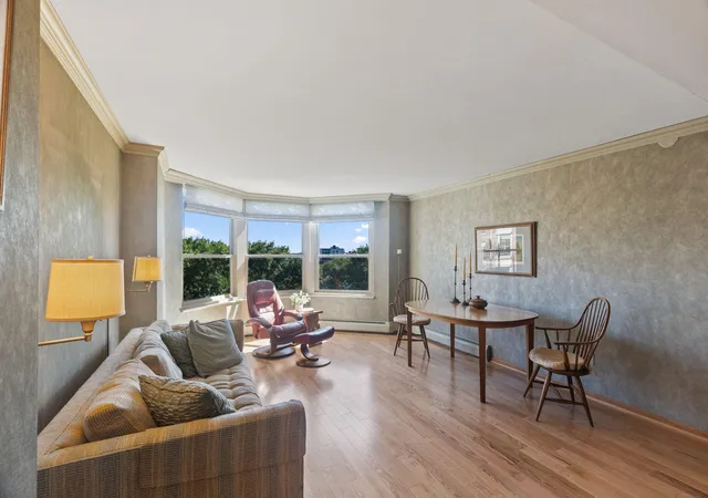 Photo 3 of Condo for sale at 1425 W 28th Street #508, Minneapolis, MN 55408 | MLS# 7061109 | Listing updated on 2026-09-17