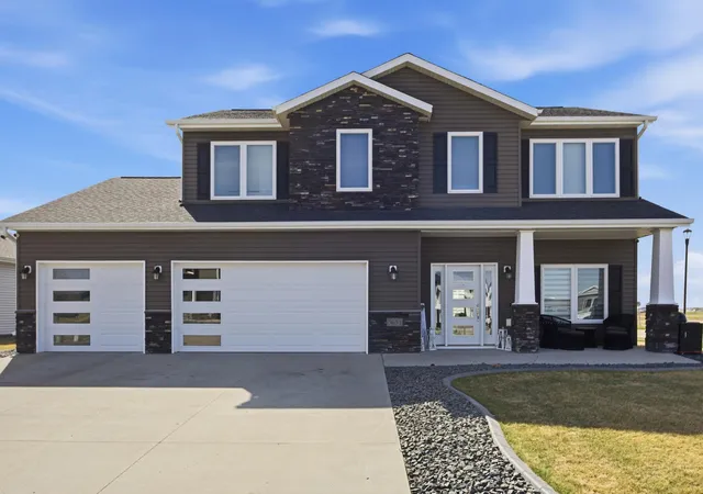 Photo 1 of Single family home for sale at 5651 43rd Street S, Fargo, ND 58104 | MLS# 7061762 | Listing updated on 2026-09-17