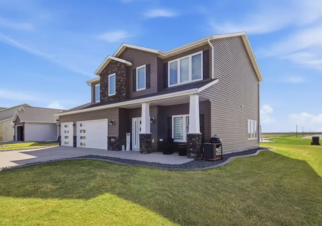 Photo 3 of Single family home for sale at 5651 43rd Street S, Fargo, ND 58104 | MLS# 7061762 | Listing updated on 2026-09-17