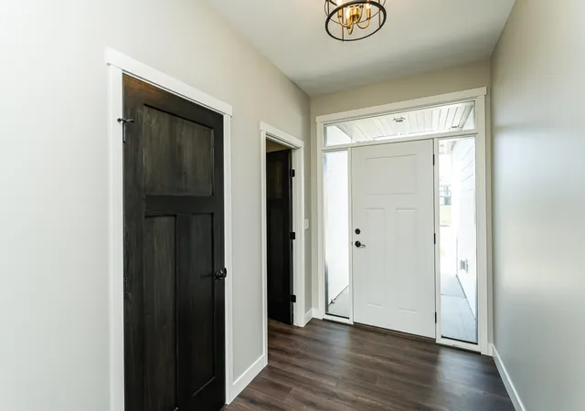 Photo 2 of Single family home for sale at 158 Sandstone Dr Nw, Eyota, MN 55934 | MLS# 7062760 | Listing updated on 2026-09-16