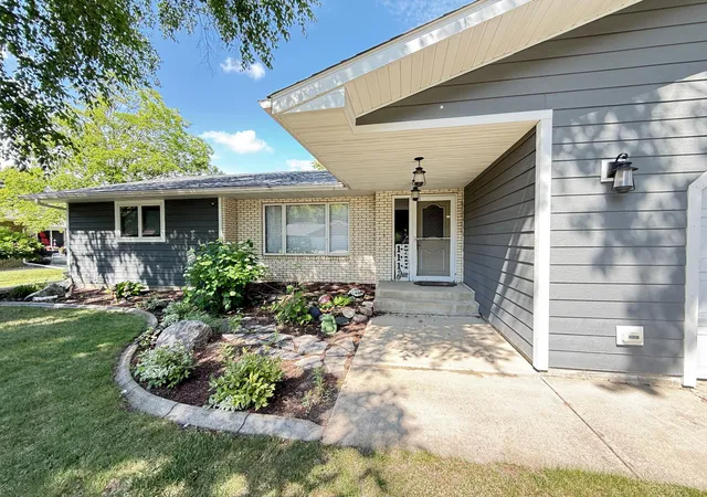 Photo 1 of Single family home for sale at 111 Buckeye Dr, Montevideo, MN 56265 | MLS# 7066577 | Listing updated on 2026-09-17