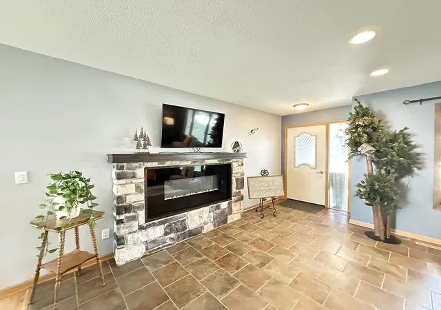 Photo 4 of Single family home for sale at 111 Buckeye Dr, Montevideo, MN 56265 | MLS# 7066577 | Listing updated on 2026-09-17