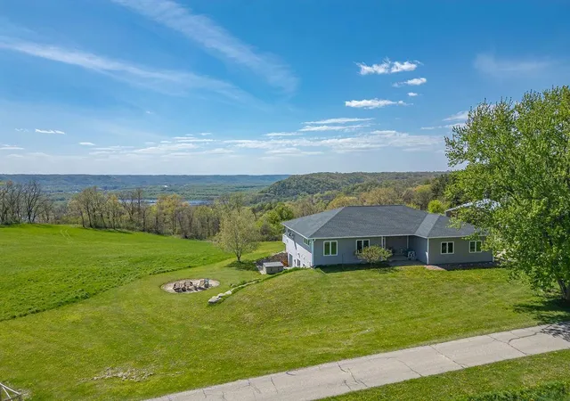 Photo 1 of Single family home for sale at S3565 Rooster Ridge Ln, Fountain City, WI 54629 | MLS# 7069097 | Listing updated on 2026-09-17