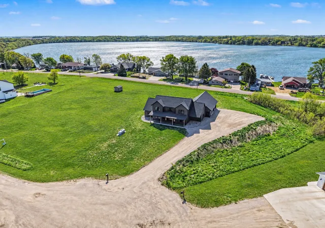 Photo 1 of Single family home for sale at 19347 Lake Volney Cir, Le Center, MN 56057 | MLS# 7071735 | Listing updated on 2026-09-16