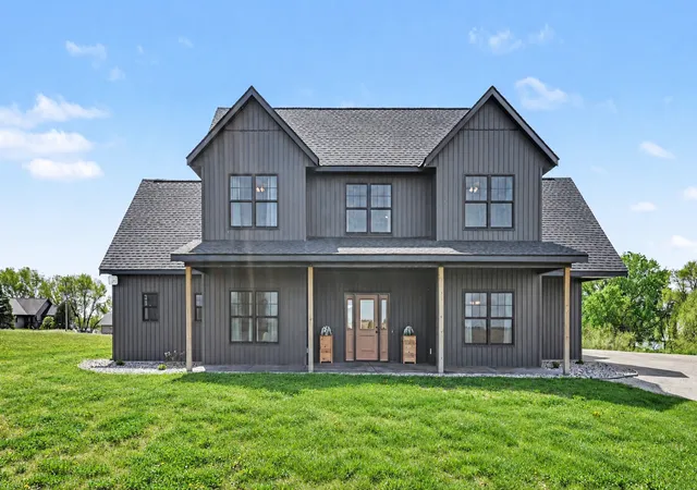Photo 4 of Single family home for sale at 19347 Lake Volney Cir, Le Center, MN 56057 | MLS# 7071735 | Listing updated on 2026-09-16