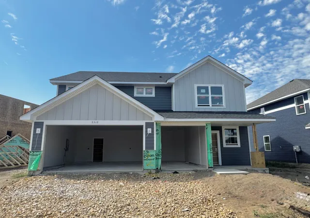 Photo 1 of Single family home for sale at 2312 Williams St, Shakopee, MN 55379 | MLS# 7073925 | Listing updated on 2026-09-18
