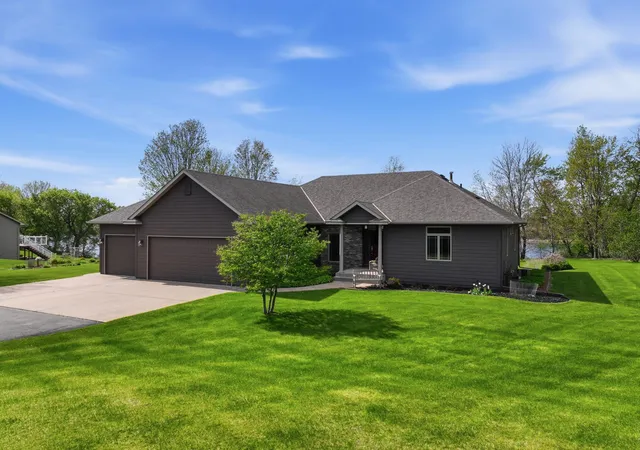 Photo 1 of Single family home for sale at 2799 319th Lane Ne, Cambridge, MN 55008 | MLS# 7075687 | Listing updated on 2026-09-17