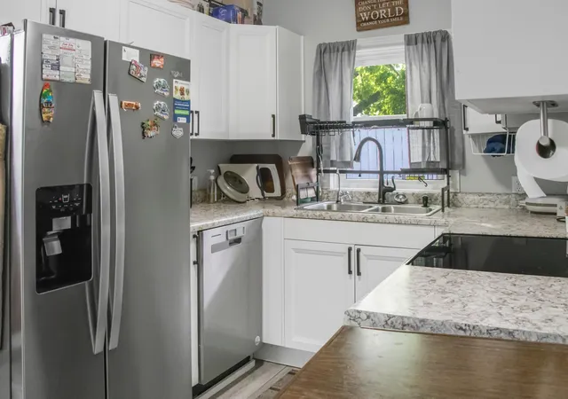 Photo 3 of Single family home for sale at 109 N 6th Street, Lake City, MN 55041 | MLS# 7077409 | Listing updated on 2026-09-08