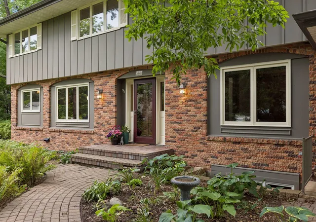 Photo 3 of Single family home for sale at 265 Oakwood Rd, Hopkins, MN 55343 | MLS# 7082622 | Listing updated on 2026-10-12