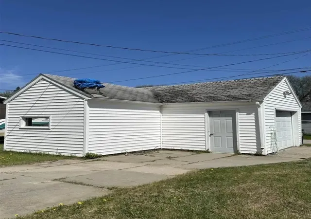 Photo 3 of Single family home for sale at 1104 11th Street, International Falls, MN 56649 | MLS# 7083806 | Listing updated on 2026-09-18