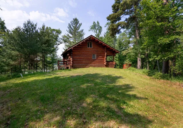 Photo 2 of Sale Pending at 5033 Barnum Rd Nw, Hackensack, MN 56452 | MLS# 7085601 | Listing updated on 2026-09-18