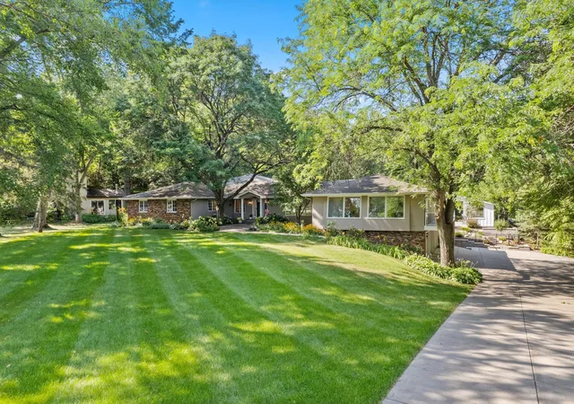 Photo 3 of Mansion for sale at 8100 Oakmere Rd, Minneapolis, MN 55438 | MLS# 7089218 | Listing updated on 2026-09-16