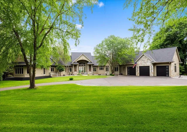 Photo 3 of Mansion for sale at 15270 Painters Ln Cir N, Stillwater, MN 55082 | MLS# 7089697 | Listing updated on 2026-09-16