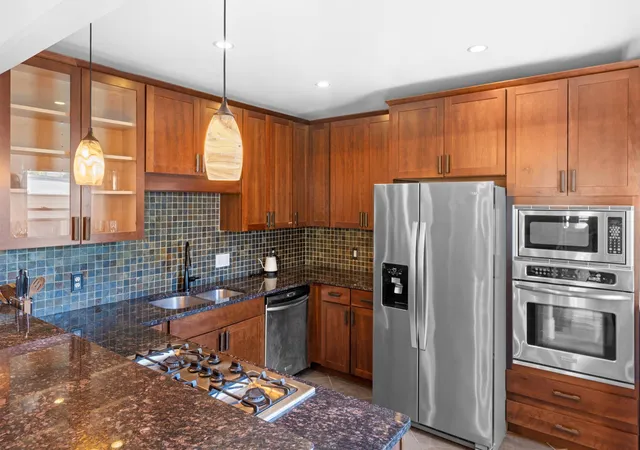 Photo 1 of Condo for sale at 2011 Emerson Ave S #202, Minneapolis, MN 55405 | MLS# 7090017 | Listing updated on 2026-09-17