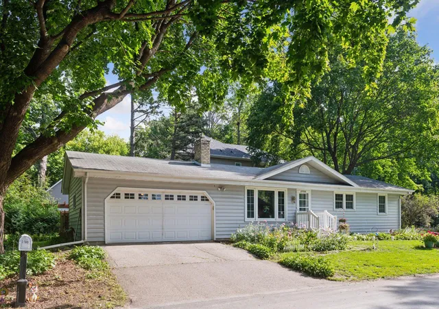 Photo 4 of Single family home for sale at 2765 Ethel Ave, Wayzata, MN 55391 | MLS# 7092945 | Listing updated on 2026-09-22