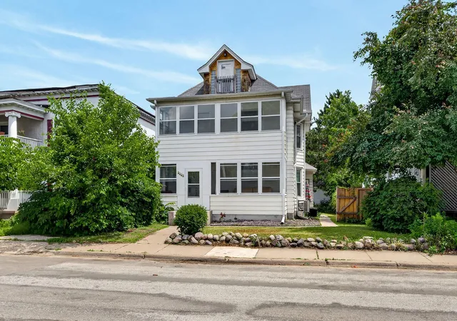Photo 2 of Multi family home for sale at 1539 Washington St Ne, Minneapolis, MN 55413 | MLS# 7095025 | Listing updated on 2026-09-09