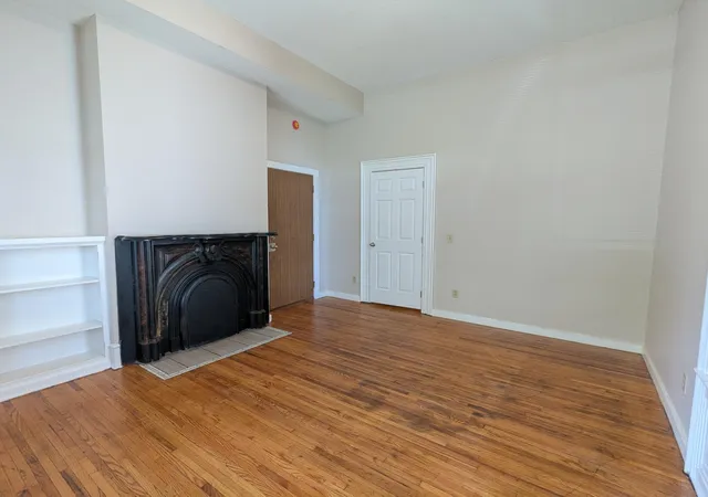 Photo 4 of House for sale at 2106 Elliot Ave, Minneapolis, MN 55404 | MLS# 7095120 | Listing updated on 2026-09-16