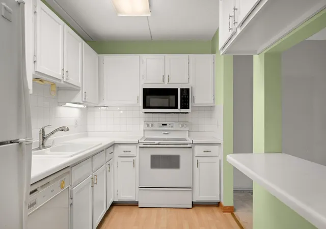 Photo 3 of Condo for sale at 10501 Cedar Lake Rd #413, Hopkins, MN 55305 | MLS# 7095554 | Listing updated on 2026-09-09