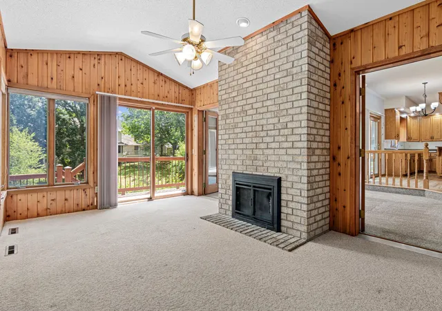 Photo 4 of Single family home for sale at 1200 Summit Oaks Dr, Burnsville, MN 55337 | MLS# 7095601 | Listing updated on 2026-10-19