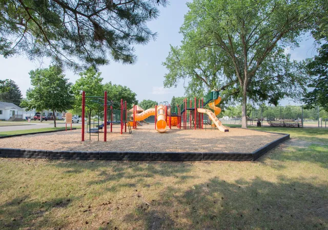 Photo 3 of Single family home for sale at 1215 13th Street N, Moorhead, MN 56560 | MLS# 7095612 | Listing updated on 2026-09-18