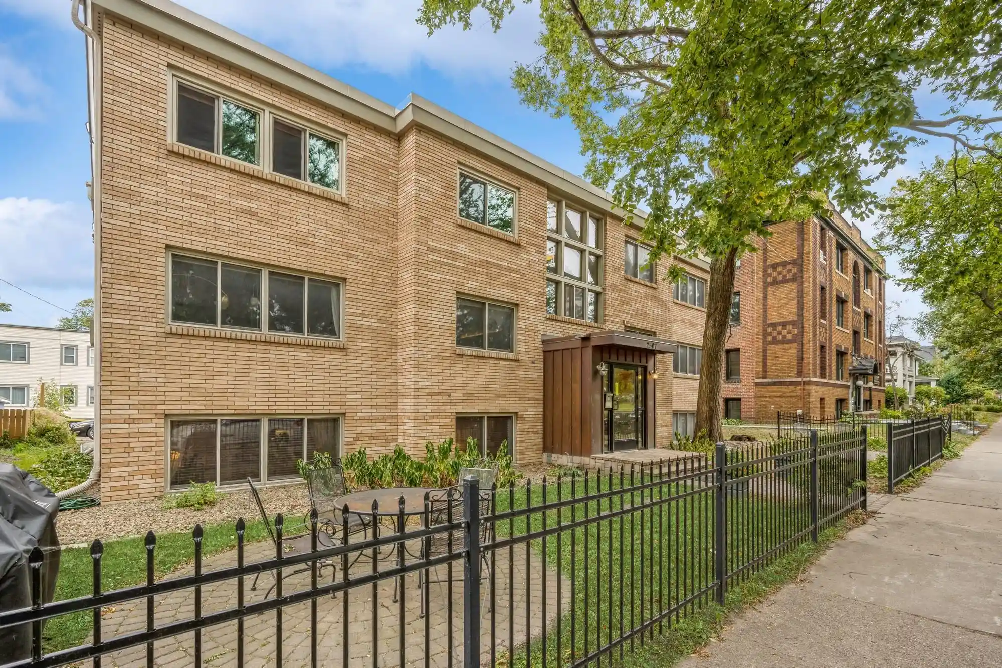 Listing Photo 2 - Condo for sale in 2507 Bryant Ave S located at 2507 Bryant Ave S, Minneapolis, MN 55405 - Unit 2507 Bryant Ave S