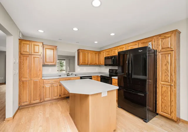 Photo 3 of Single family home for sale at 411 Independence St NE, New Prague, MN 56071 | MLS# 7096639 | Listing updated on 2026-09-16
