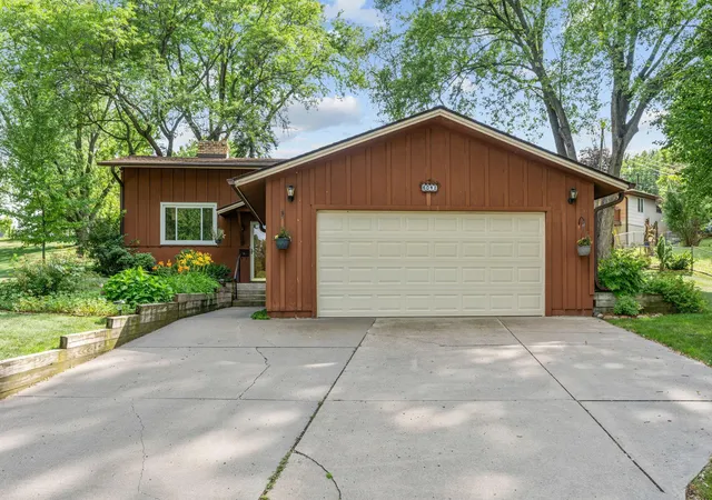 Photo 1 of Sale Pending at 6041 Sumter Pl N, Minneapolis, MN 55428 | MLS# 7096951 | Listing updated on 2026-09-09