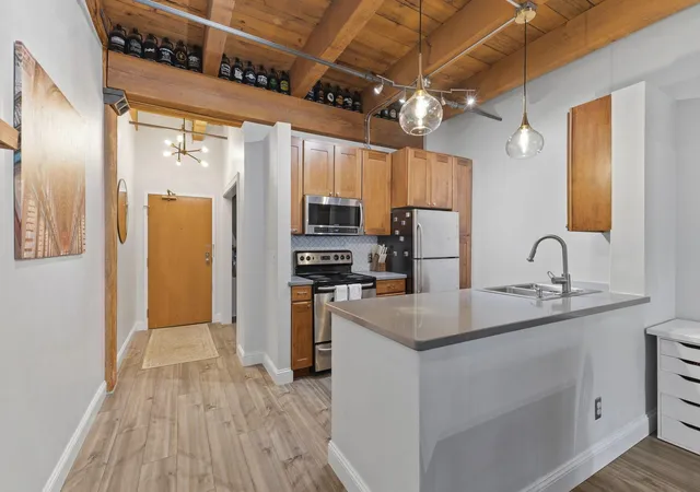 Photo 3 of Condo for sale at 400 N 1st Street #514, Minneapolis, MN 55401 | MLS# 7097382 | Listing updated on 2026-09-09