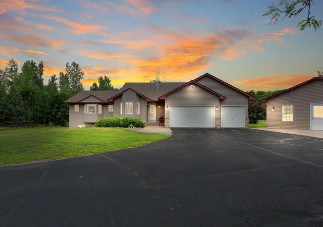 Photo 2 of Sale Pending at 17153 Butternut St Nw, Andover, MN 55304 | MLS# 7098153 | Listing updated on 2026-09-16