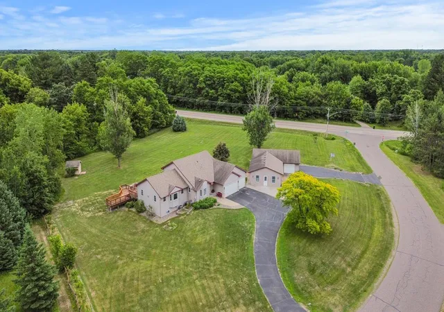Photo 3 of Sale Pending at 17153 Butternut St Nw, Andover, MN 55304 | MLS# 7098153 | Listing updated on 2026-09-16