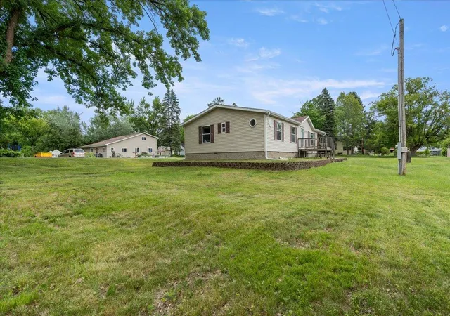 Photo 3 of Single family home for sale at 602 Winona Ave, Ironton, MN 56455 | MLS# 7098420 | Listing updated on 2026-09-21