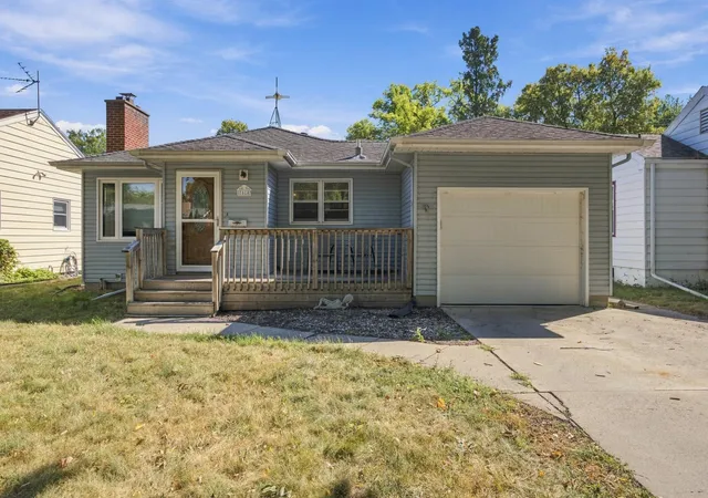 Photo 2 of Single family home for sale at 1614 6th Street S, Fargo, ND 58103 | MLS# 7098692 | Listing updated on 2026-09-17