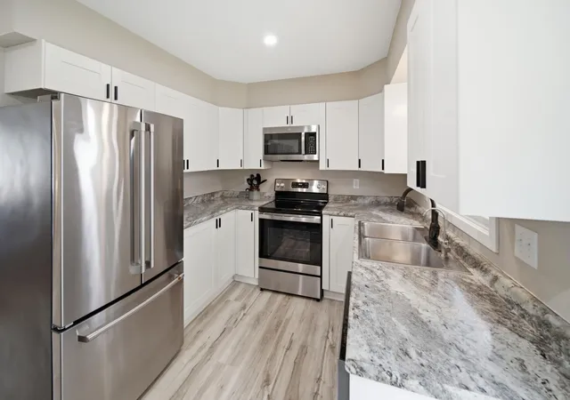 Photo 4 of Single family home for sale at 411 11th Avenue SE, Faribault, MN 55021 | MLS# 7101022 | Listing updated on 2026-09-17