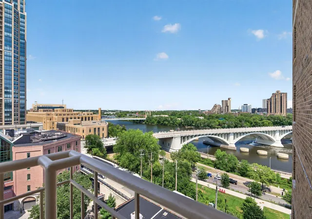 Photo 2 of Condo for sale at 401 S 1st Street #1023, Minneapolis, MN 55401 | MLS# 7102834 | Listing updated on 2026-09-16