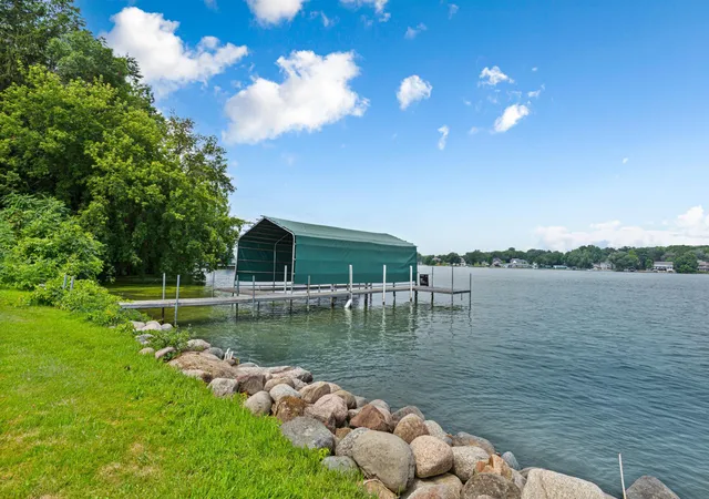 Photo 2 of Sale Pending at 3396 Kings Point Rd, Excelsior, MN 55331 | MLS# 7104192 | Listing updated on 2026-09-08
