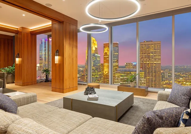 Condo for sale at 255 Hennepin Ave #3505, Minneapolis, MN 55401 | MLS# 7104560 | Listing updated on 2026-09-16