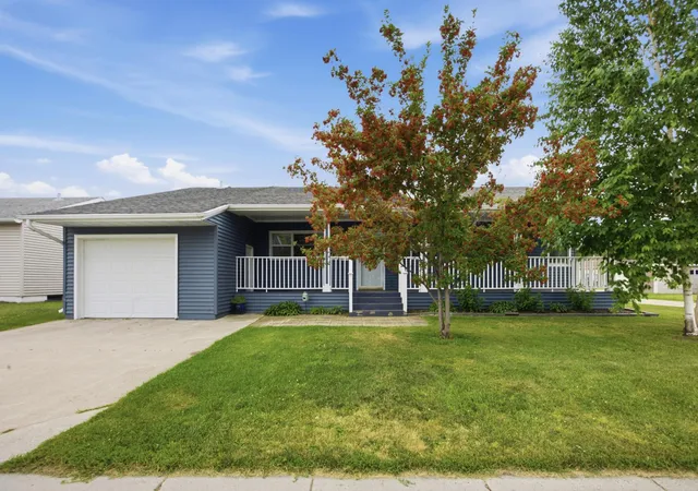Photo 2 of Single family home for sale at 204 4th Avenue E, Ada, MN 56510 | MLS# 7105241 | Listing updated on 2026-10-02