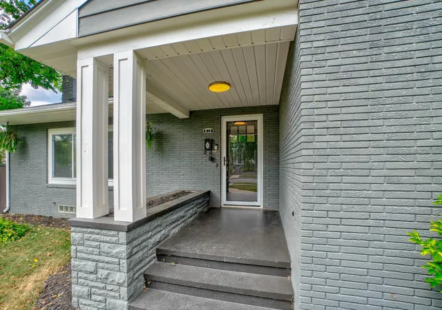 Photo 3 of Single family home for sale at 615 Vine St, Hudson, WI 54016 | MLS# 7105490 | Listing updated on 2026-09-09