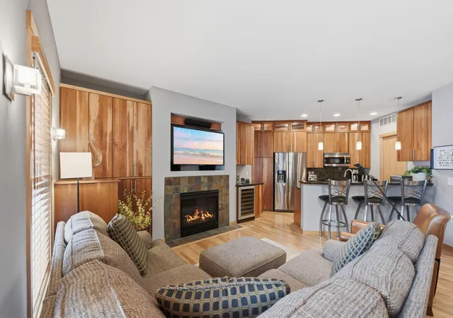 Photo 4 of Condo for sale at 350 Main St N #446, Stillwater, MN 55082 | MLS# 7106017 | Listing updated on 2026-09-16