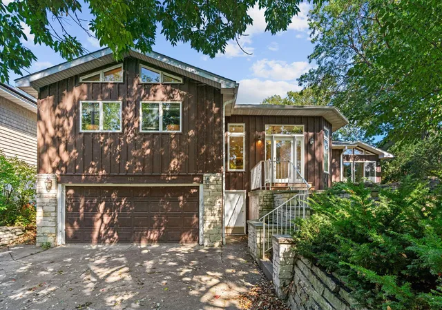 Photo 1 of Single family home for sale at 168 Peninsula Rd, Minneapolis, MN 55441 | MLS# 7106043 | Listing updated on 2026-09-17