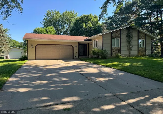Photo 3 of Single family home for sale at 4211 Center St, Saint Cloud, MN 56303 | MLS# 7106260 | Listing updated on 2026-09-28