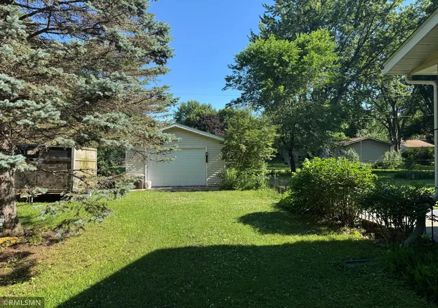 Photo 4 of Single family home for sale at 4211 Center St, Saint Cloud, MN 56303 | MLS# 7106260 | Listing updated on 2026-09-28
