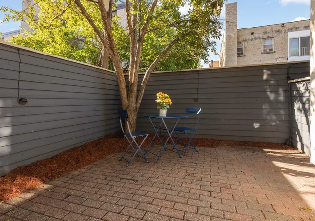Photo 3 of Single family home for sale at 826 Summit Ave, Minneapolis, MN 55403 | MLS# 7106631 | Listing updated on 2026-09-17