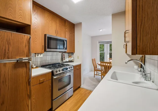 Photo 4 of Single family home for sale at 1926 Dupont Ave S, Minneapolis, MN 55403 | MLS# 7107393 | Listing updated on 2026-09-24