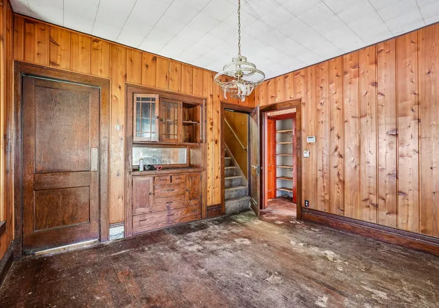 Photo 3 of Sale Pending at 1615 7th Street E, Saint Paul, MN 55106 | MLS# 7107540 | Listing updated on 2026-09-24